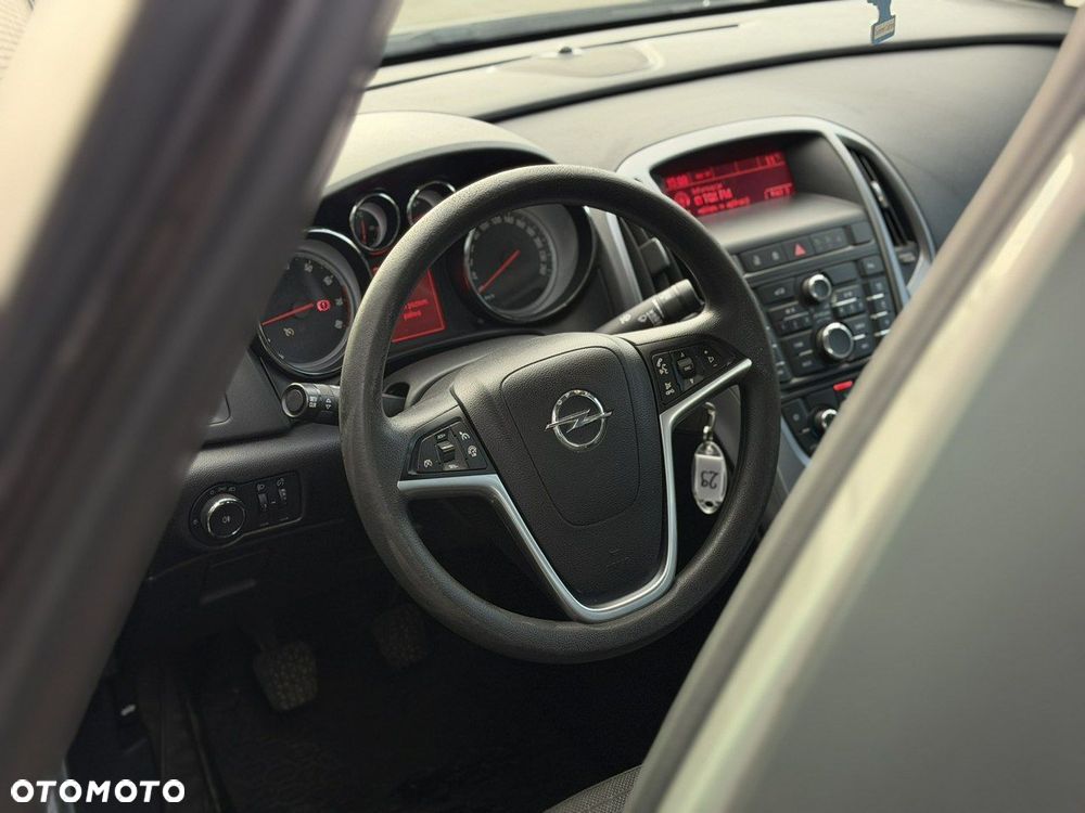 Opel Astra - 13