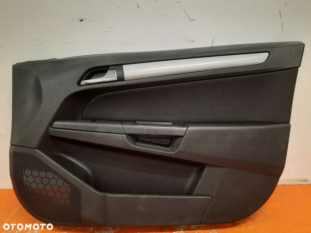 OPEL ASTRA H 04-07 TAPICERKA DRZWI PRZÓD PRZEDNIA PRAWA - 1