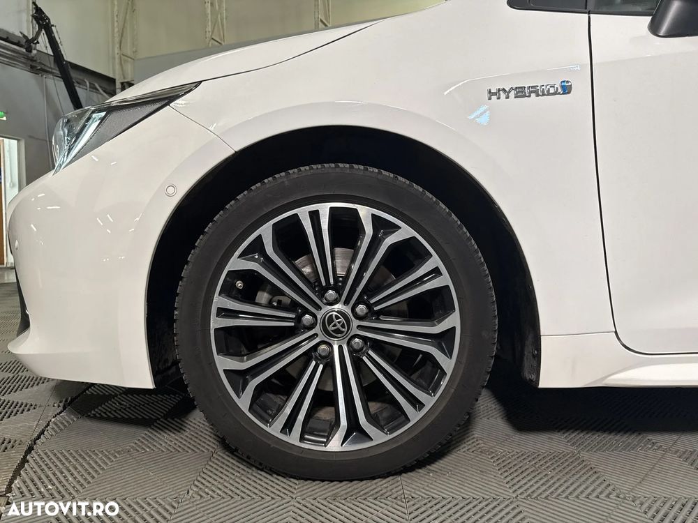 Toyota Corolla - 14