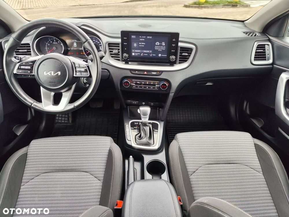 Kia Ceed - 6