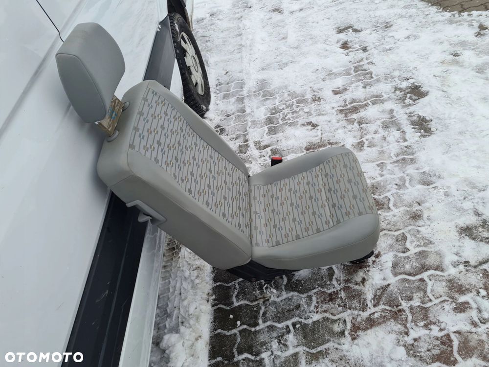 VW T5 LIFT fotel koziołek składany PALACE - 6