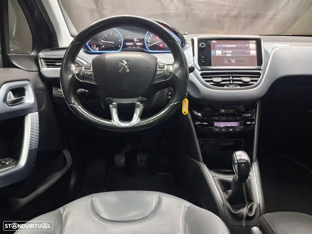 Peugeot 208 1.6 BlueHDi Style - 10