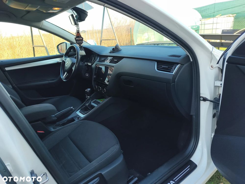 Skoda Octavia 1.6 TDI Ambition - 6