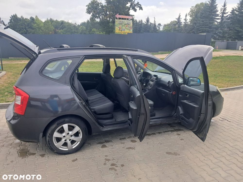 Kia Carens 2.0 CRDi Tour - 7