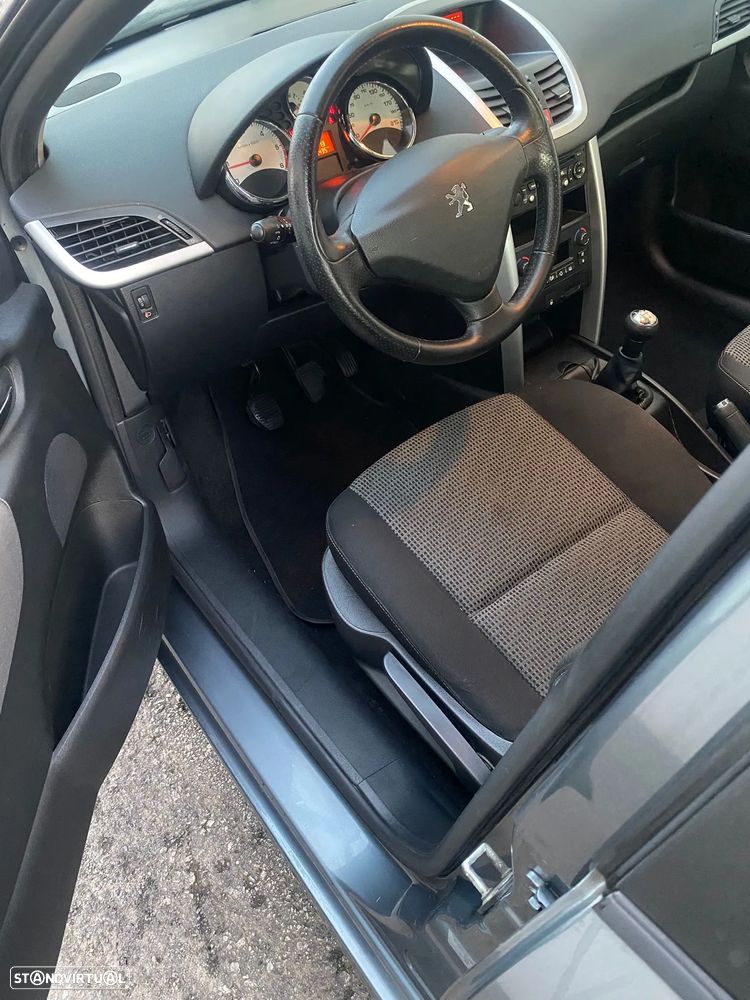 Peugeot 207 1.4 HDi Active - 4