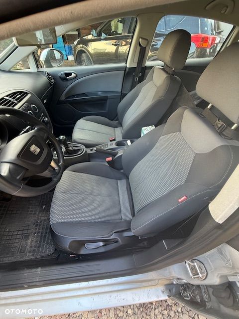 Seat Leon 1.6 Reference - 4