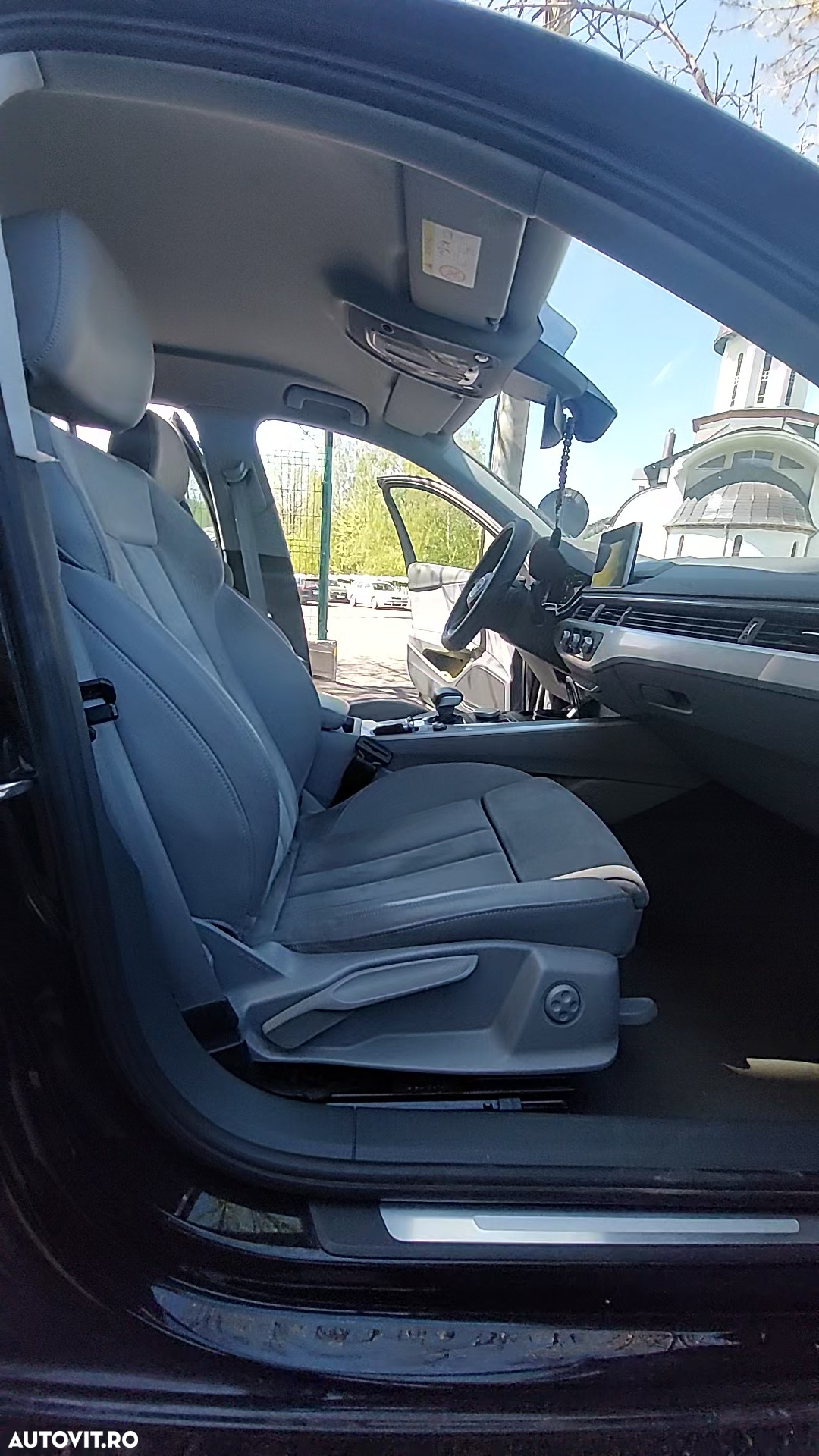 Audi A4 2.0 TDI S tronic - 18