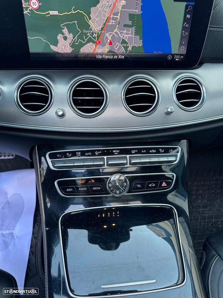 Mercedes-Benz E 220 d AMG Line - 13