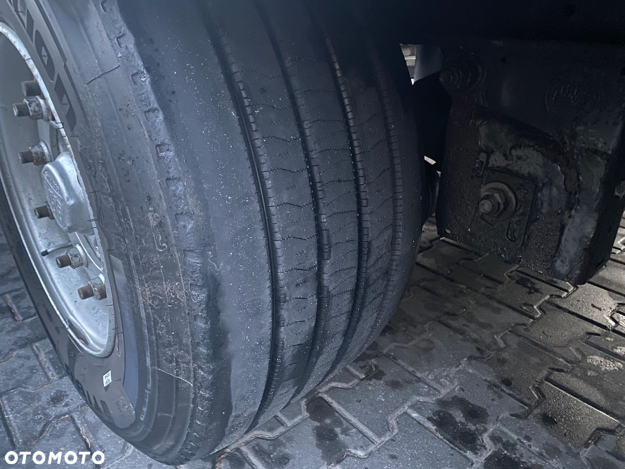 Mercedes-Benz ACTROS - 8