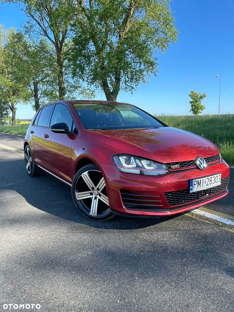 Volkswagen Golf 1.6 TDI BlueMot Comfortline DSG - 1