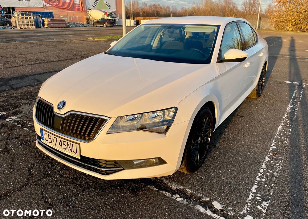 Skoda Superb 1.6 TDI Active - 1