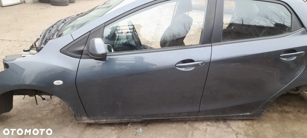 mazda 2  hak holowniczy - 2