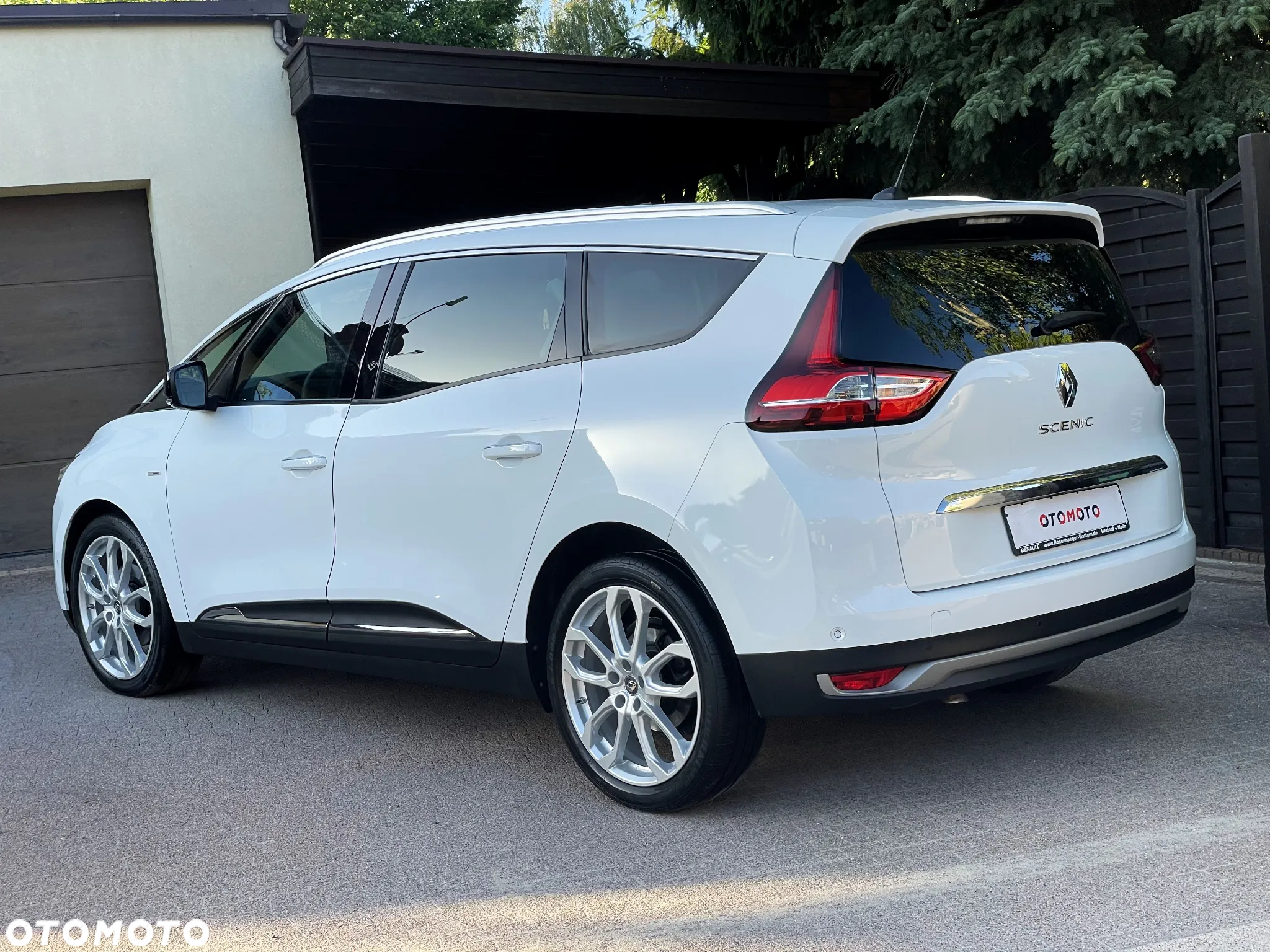 Renault Grand Scenic TCe 160 GPF BOSE EDITION - 26