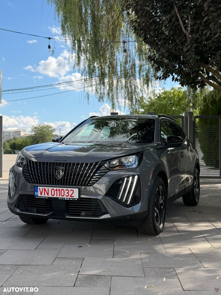 Peugeot 2008 1.2 L PureTech STT EAT8 Allure - 1