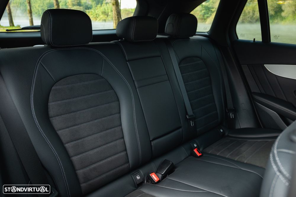 Mercedes-Benz GLC 300 de 4Matic 9G-TRONIC AMG Line Plus - 24