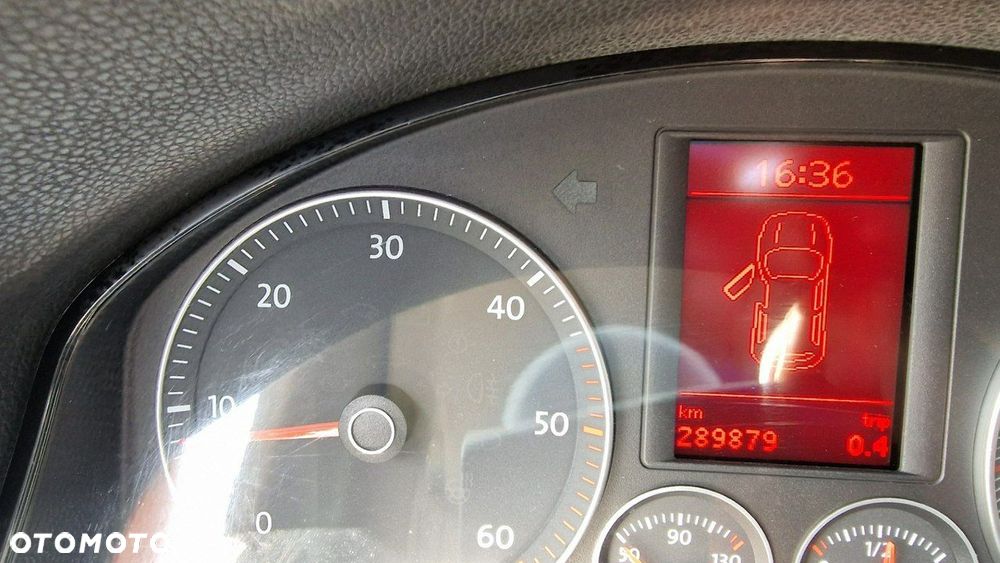 Volkswagen Golf - 11