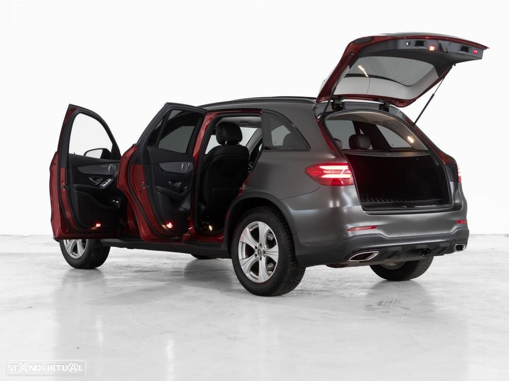 Mercedes-Benz GLC 250 4Matic 9G-TRONIC AMG Line - 5