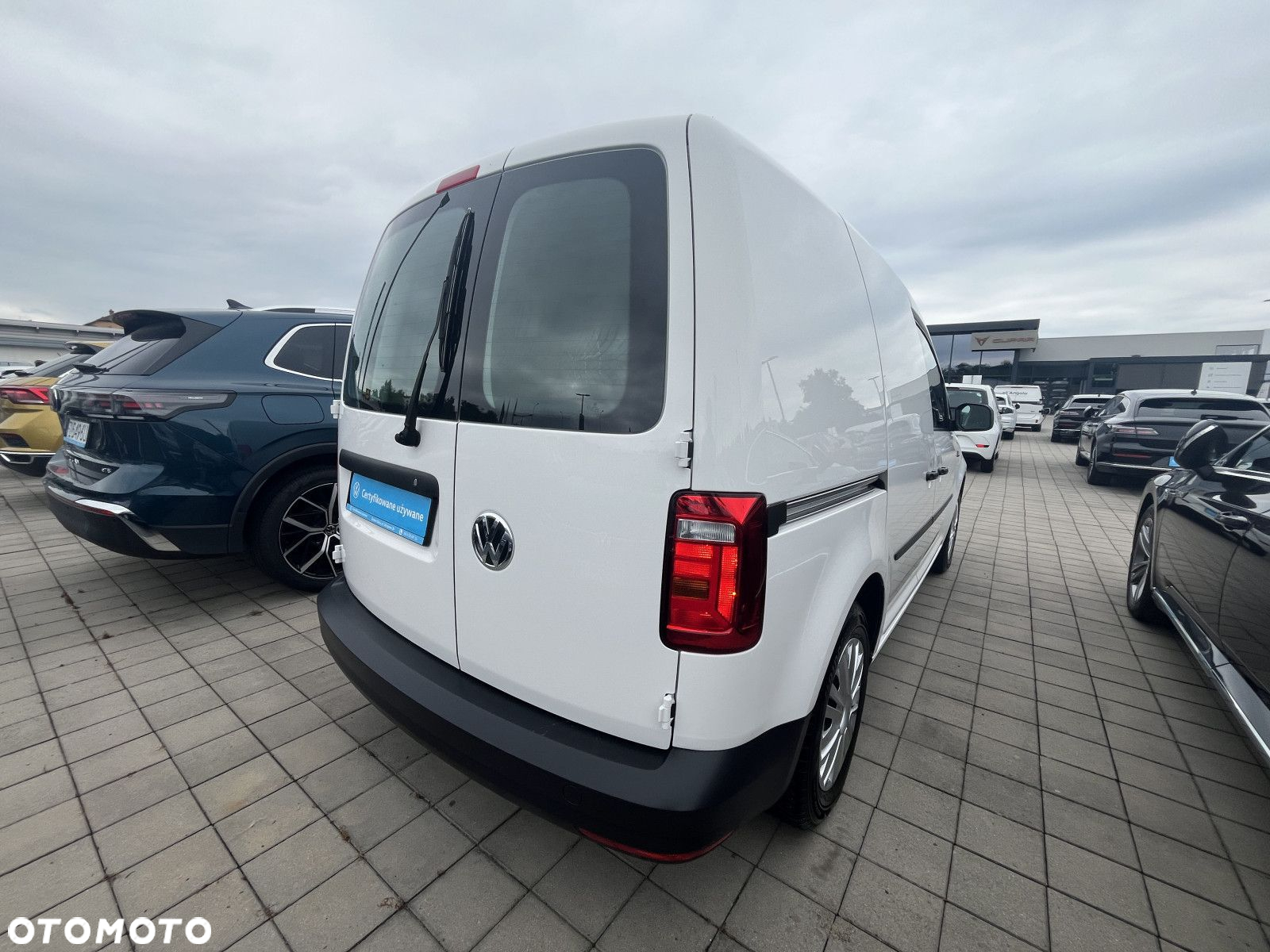 Volkswagen Caddy - 10