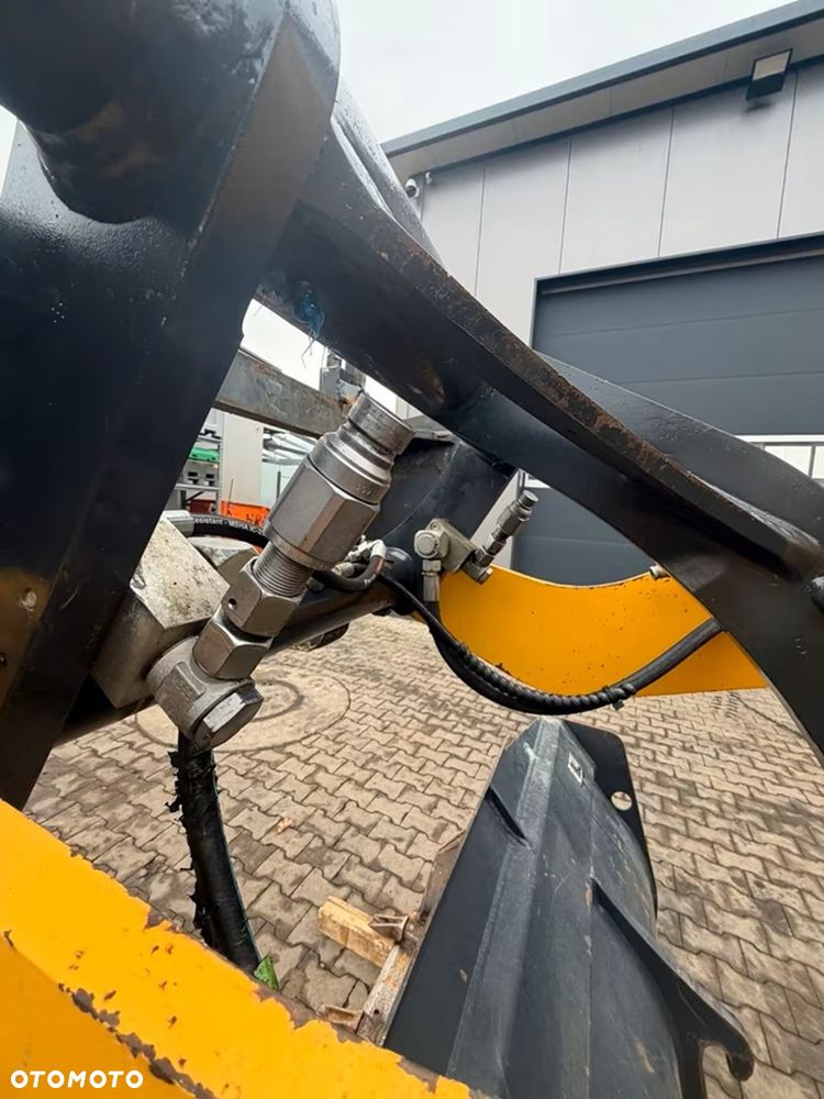 Komatsu WA70 M-8E0 - 14