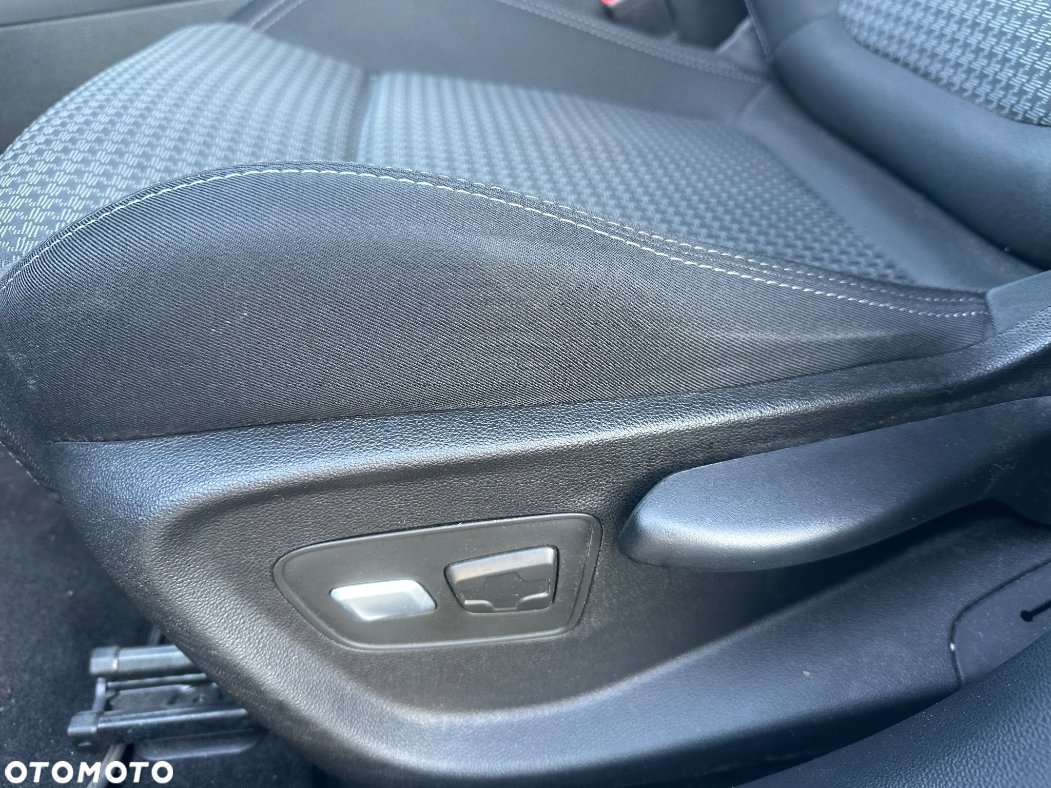Renault Talisman Grandtour TCe 160 EDC GPF LIMITED - 16