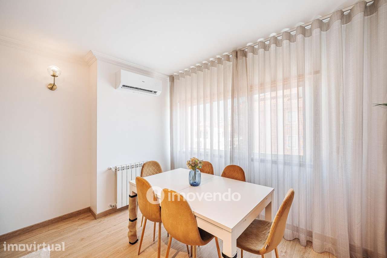 Apartamento T3 com estacionamento e cozinha equipada, em Tercena - Grande imagem: 4/46
