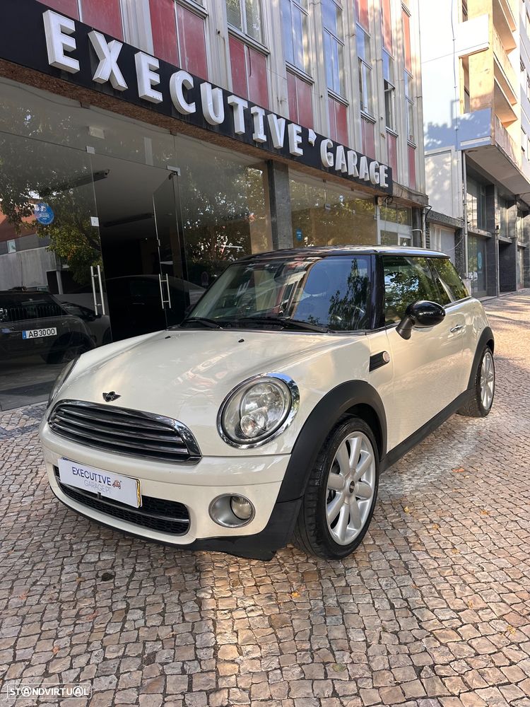 MINI 3 Portas Cooper D - 1