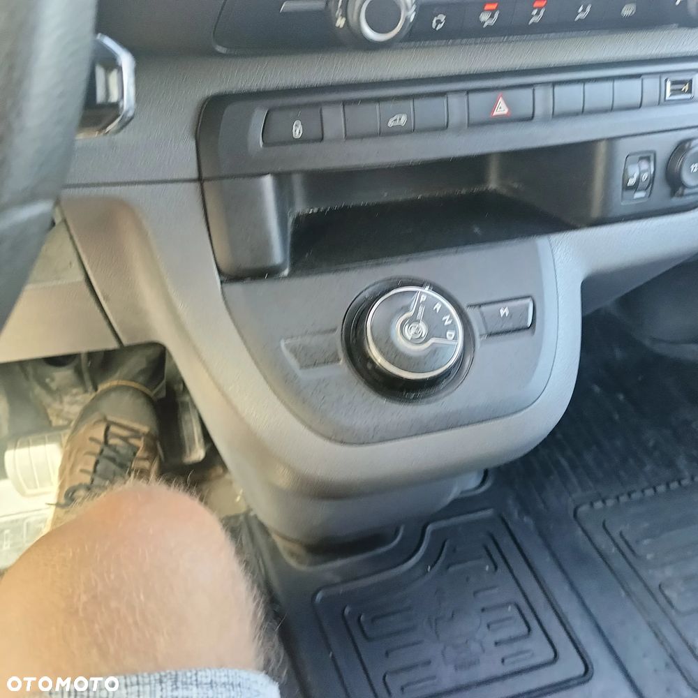 Toyota proace - 15