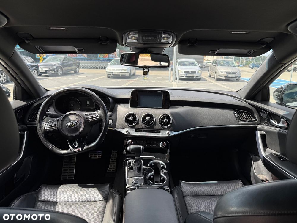 Kia Stinger 2.0 T-GDI GT Line - 12