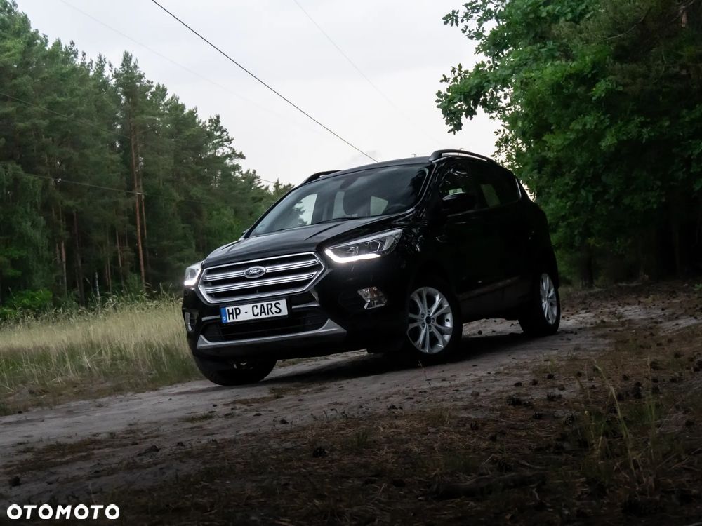 Ford Kuga 2.0 TDCi 4x4 Titanium - 4