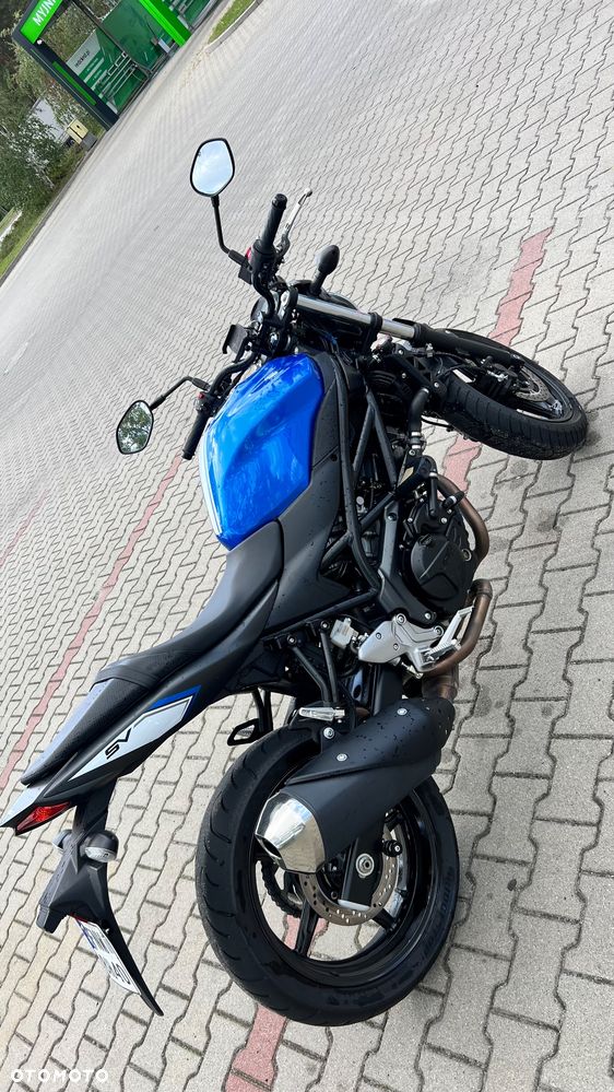 Suzuki SV