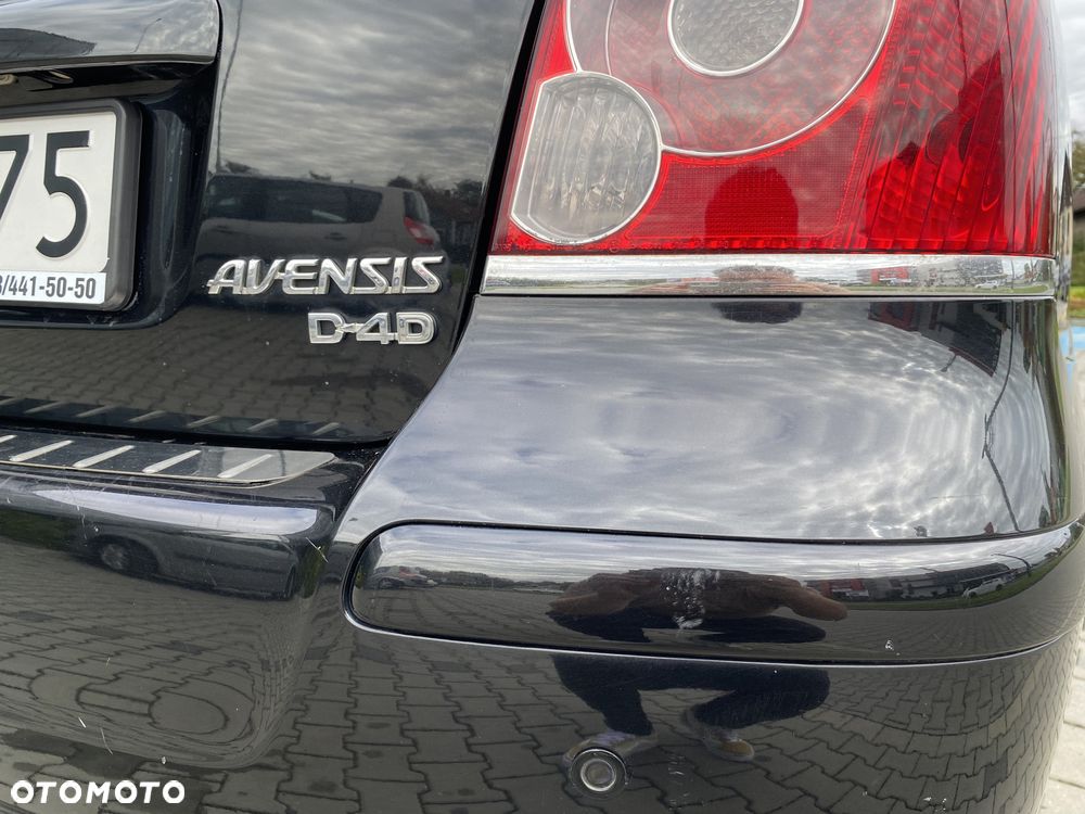Toyota Avensis 2.0 D-4D Premium - 12