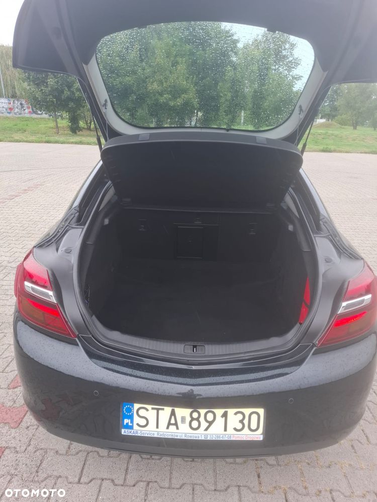 Opel Insignia 2.0 CDTI Cosmo S&S - 10