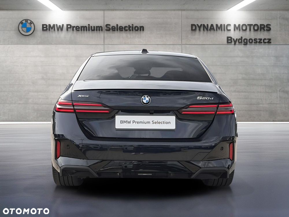 BMW Seria 5 520d xDrive mHEV M Sport - 5