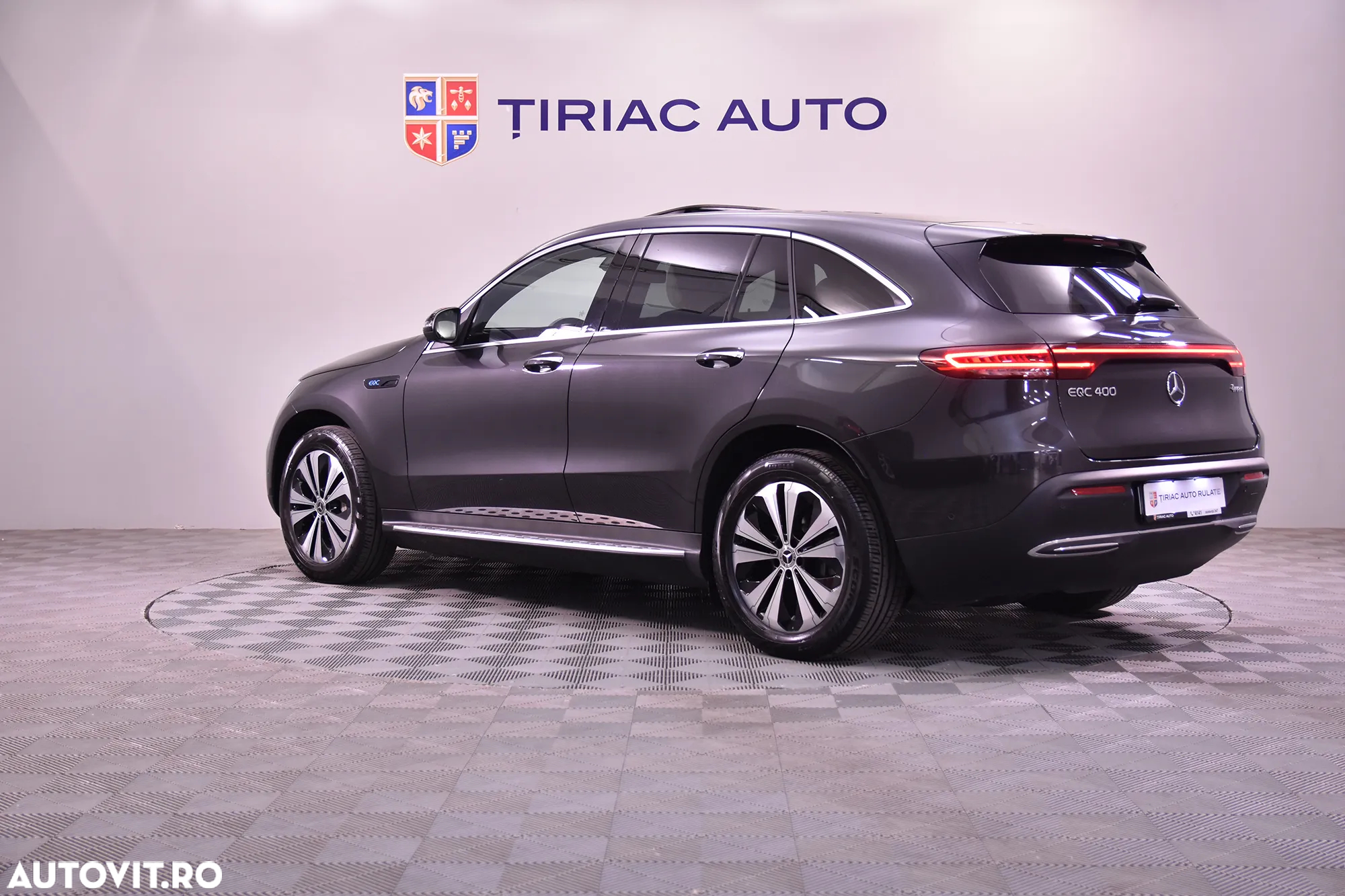 Mercedes-Benz EQC 400 4MATIC - 3