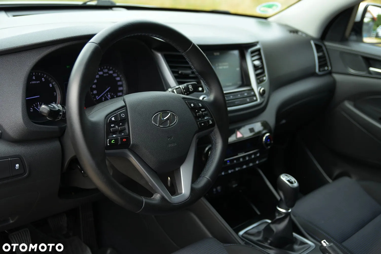Hyundai Tucson blue 1.6 GDi 2WD Navi - 30