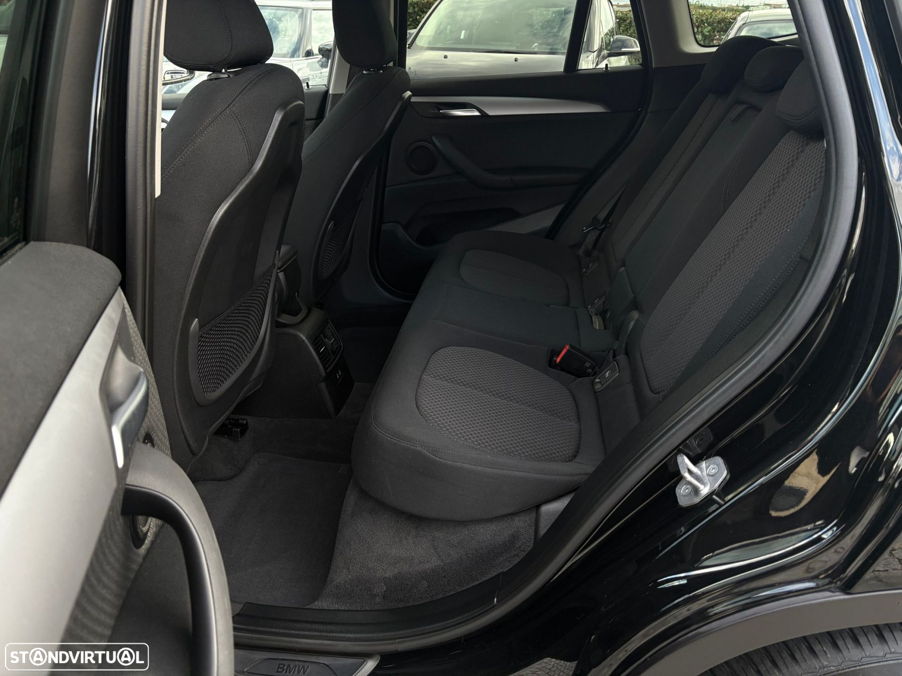 BMW X1 25 e xDrive - 31
