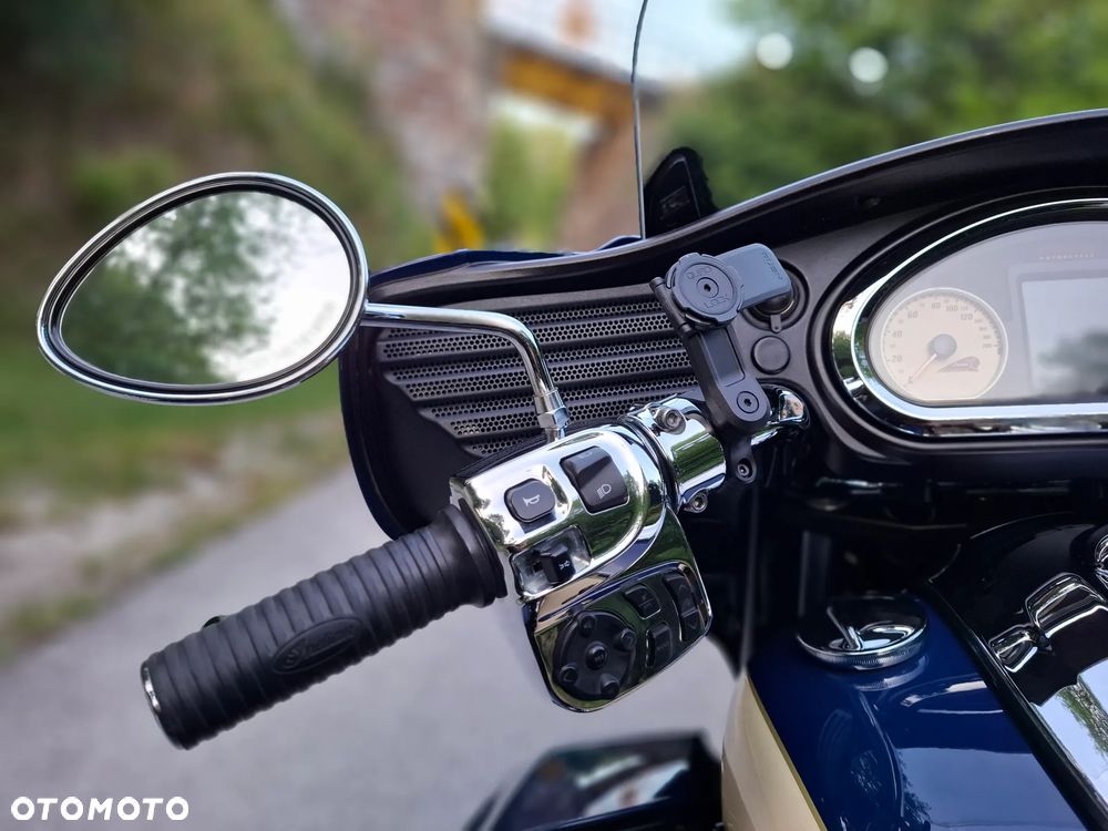 Indian Roadmaster - 18