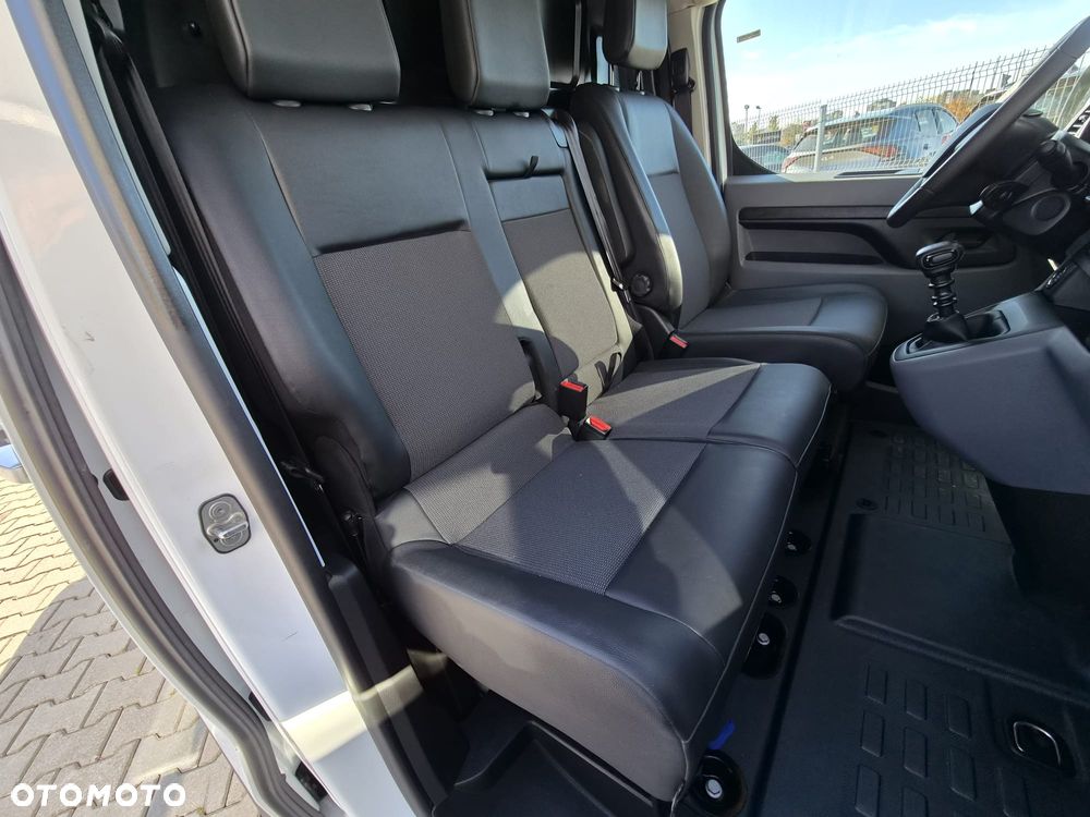 Opel VIVARO - 22