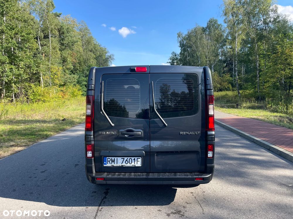 Renault Trafic 2.0 dCi - 6