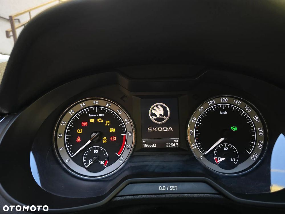 Skoda Octavia 2.0 TDI SCR Style DSG - 20