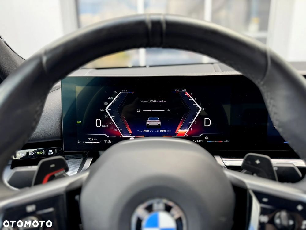 BMW Seria 5 520i mHEV - 15