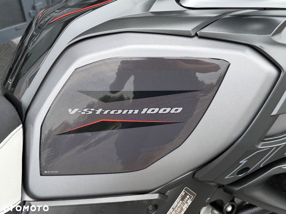 Suzuki V-STROM - 17
