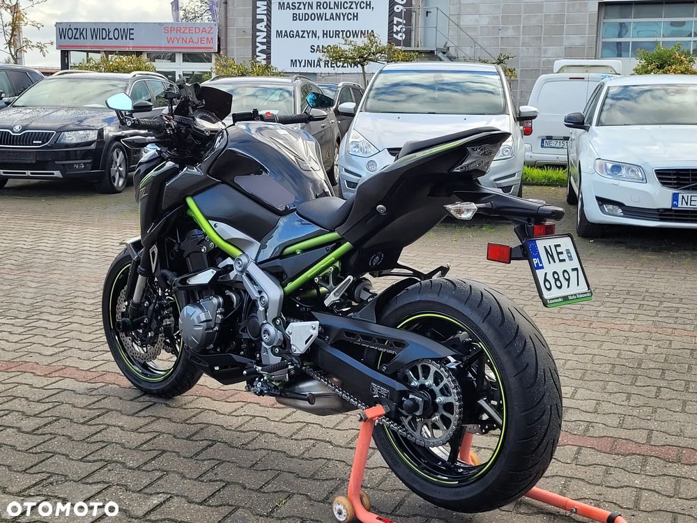 Kawasaki Z 900 - 18