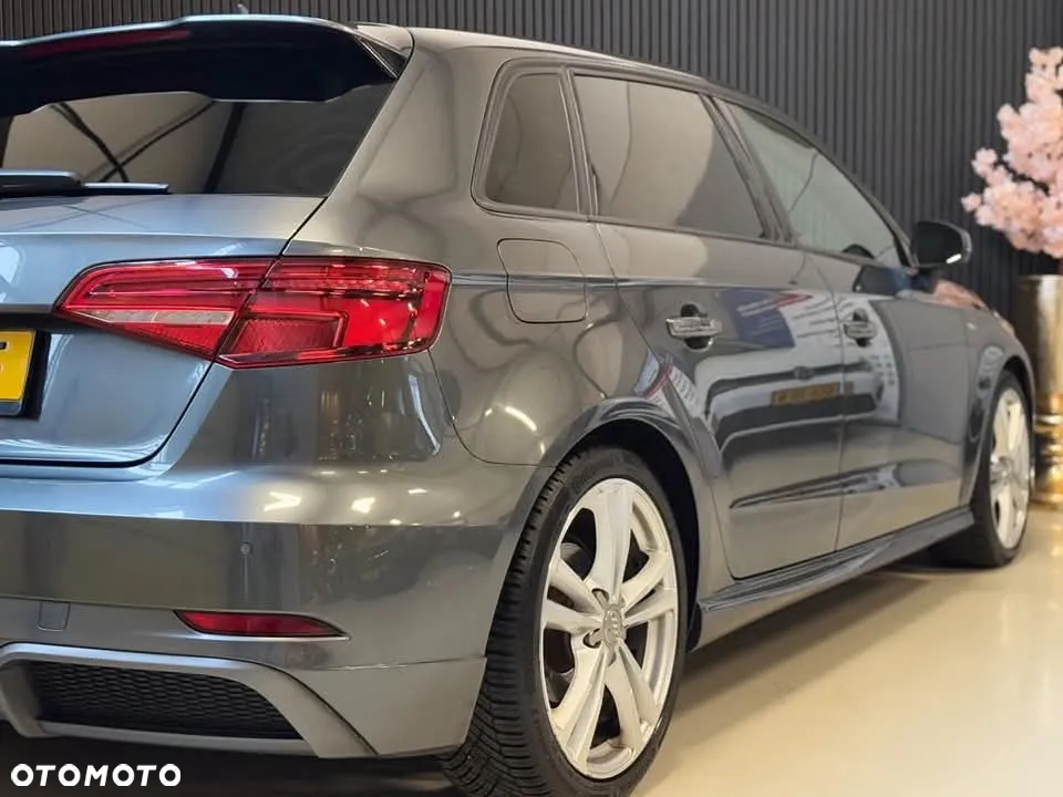 Audi A3 2.0 TDI Sportback (clean diesel) S line Sportpaket - 37