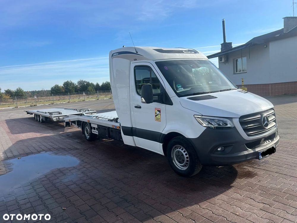 Mercedes-Benz Sprinter 319 - 1