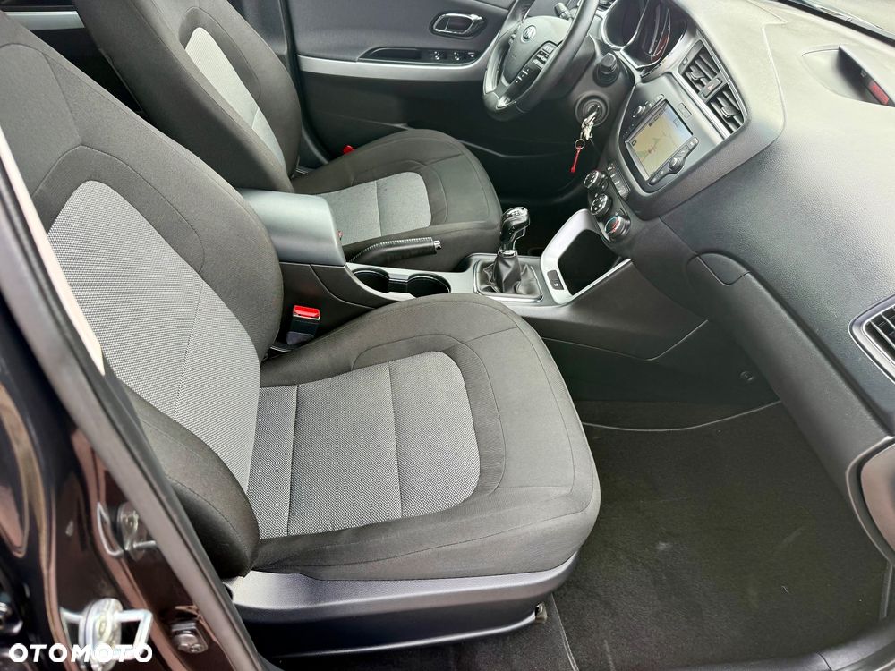 Kia Ceed 1.4 CVVT Dream-Team Edition - 10