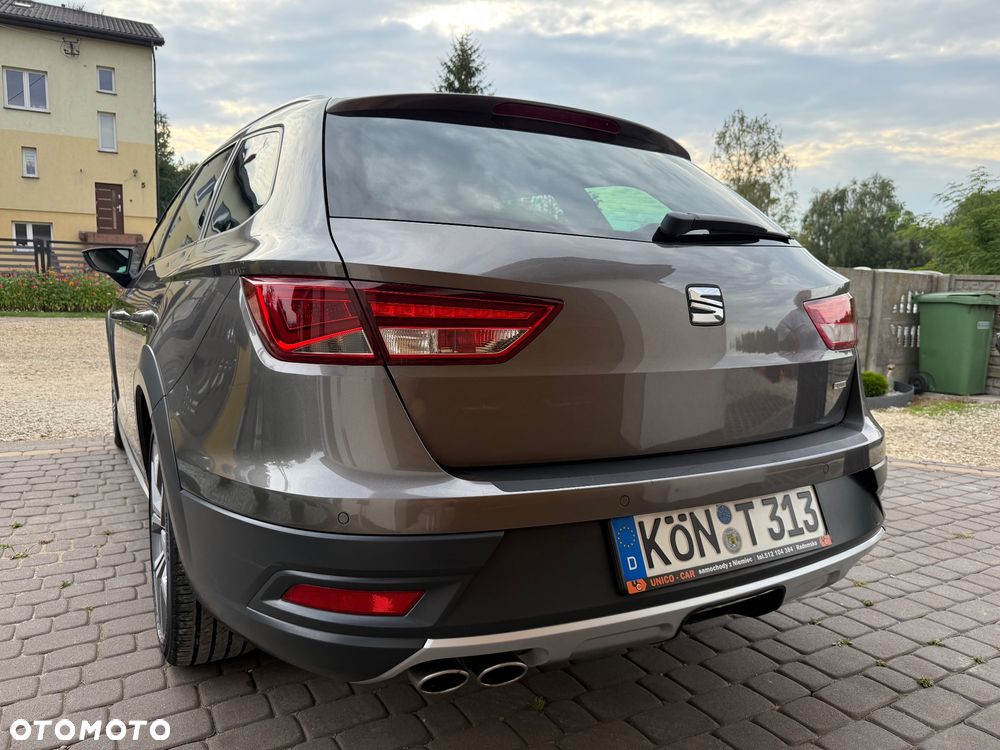 Seat Leon 2.0 TDI FR S&S 4Drive - 6