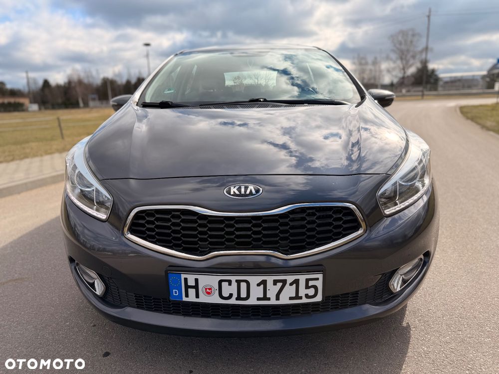 Kia Ceed 1.6 CRDi 128 Spirit - 9