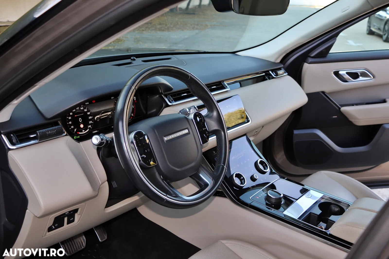 Land Rover Range Rover Velar 2.0 R-Dynamic - 18