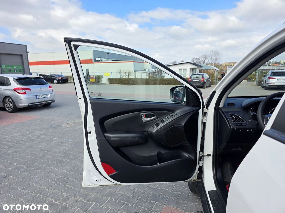 Hyundai ix35 2.0 2WD Automatik Style - 11